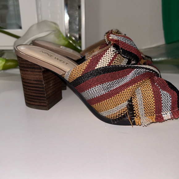 Nine West NWByron 7M Gently Used color block Sandals - Picture 5 of 12
